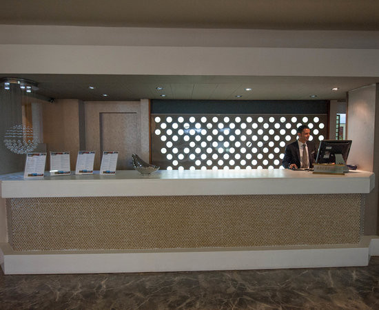 朋塔亚拉高尔夫酒店