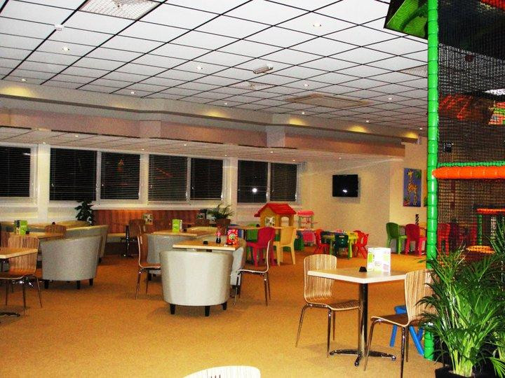 Play Cafe-托基必去景点