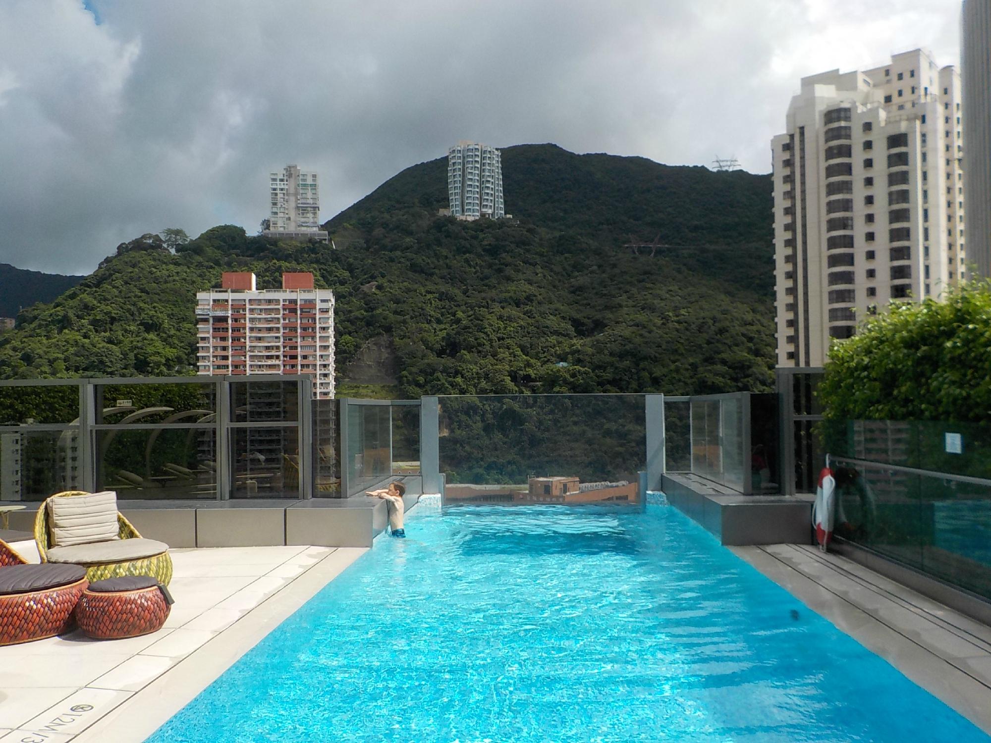 港岛英迪格酒店-泳池