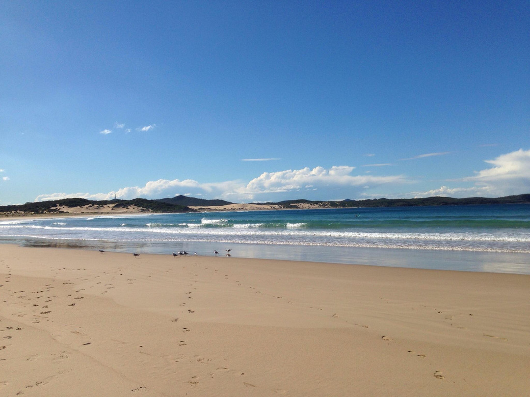 One Mile Beach景点图片