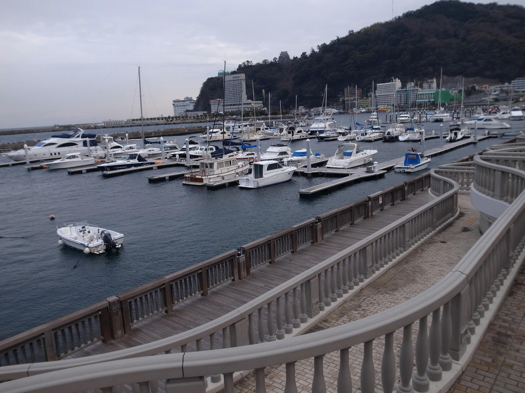 Nagisa Shinsui Park Moon Terrace-热海市必去景点