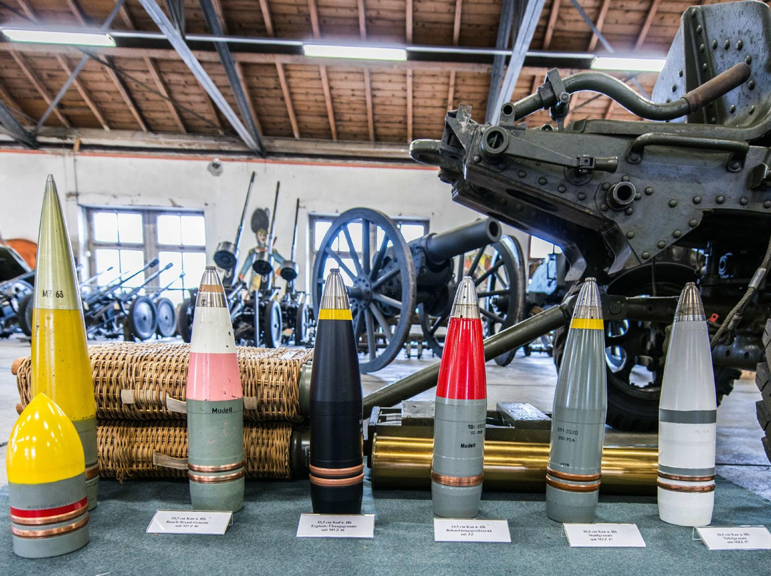 Musee Armee Suisse-图恩必去景点