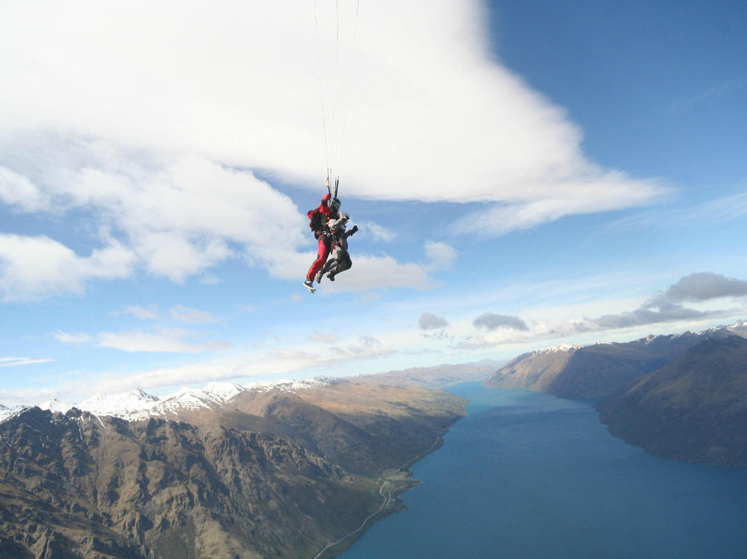 Nzone天空跳伞-皇后镇必去景点