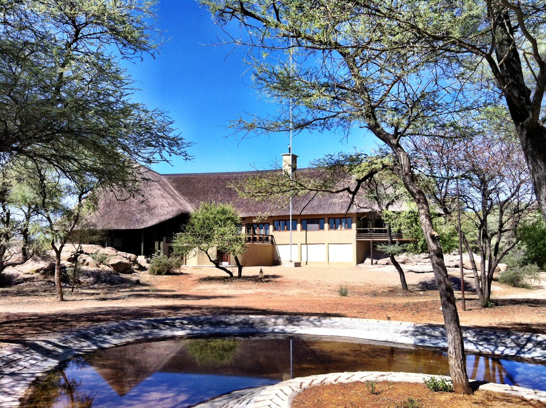 Ozongwindi Lodge