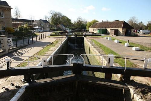 Bradford-on-Avon Wharf-埃文河畔布德拉夫必去景点
