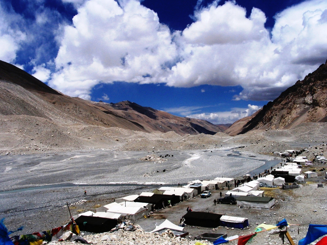 珠穆朗玛峰基地营-定日县必去景点