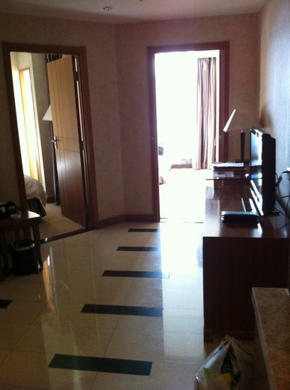 王府至尊酒店主图