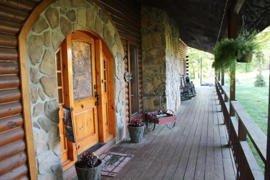 Buffalo River Lodge主图