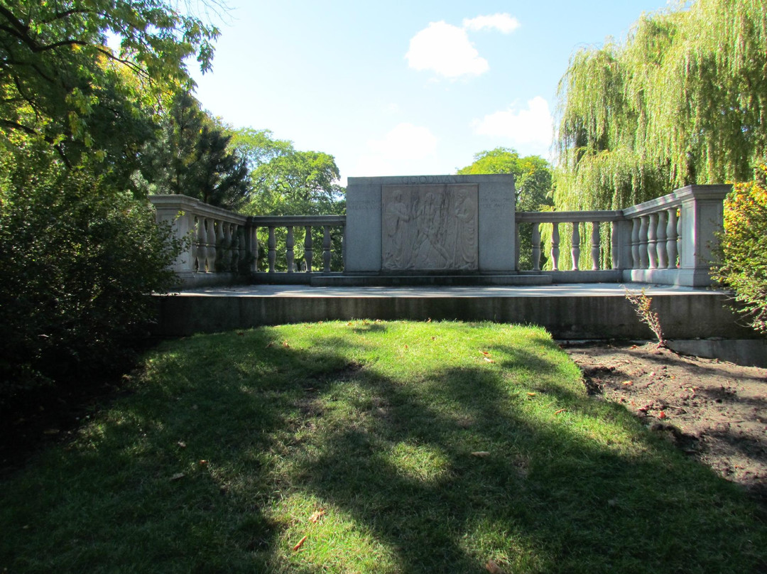 格雷斯兰德陵园-芝加哥必去景点