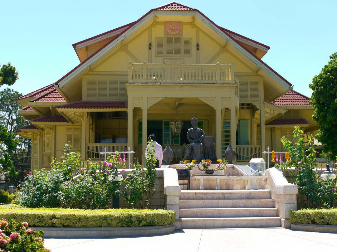 The Dara Pirom Palace-夜林必去景点