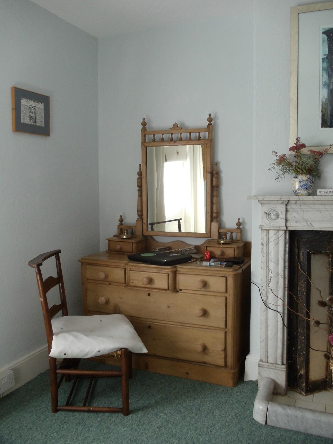 100 West Bay Road-客卧