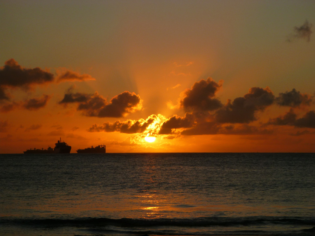 麦可海滩-加拉班必去景点