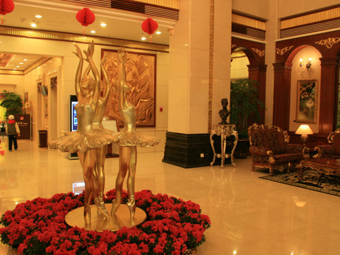 天鹅大酒店主图