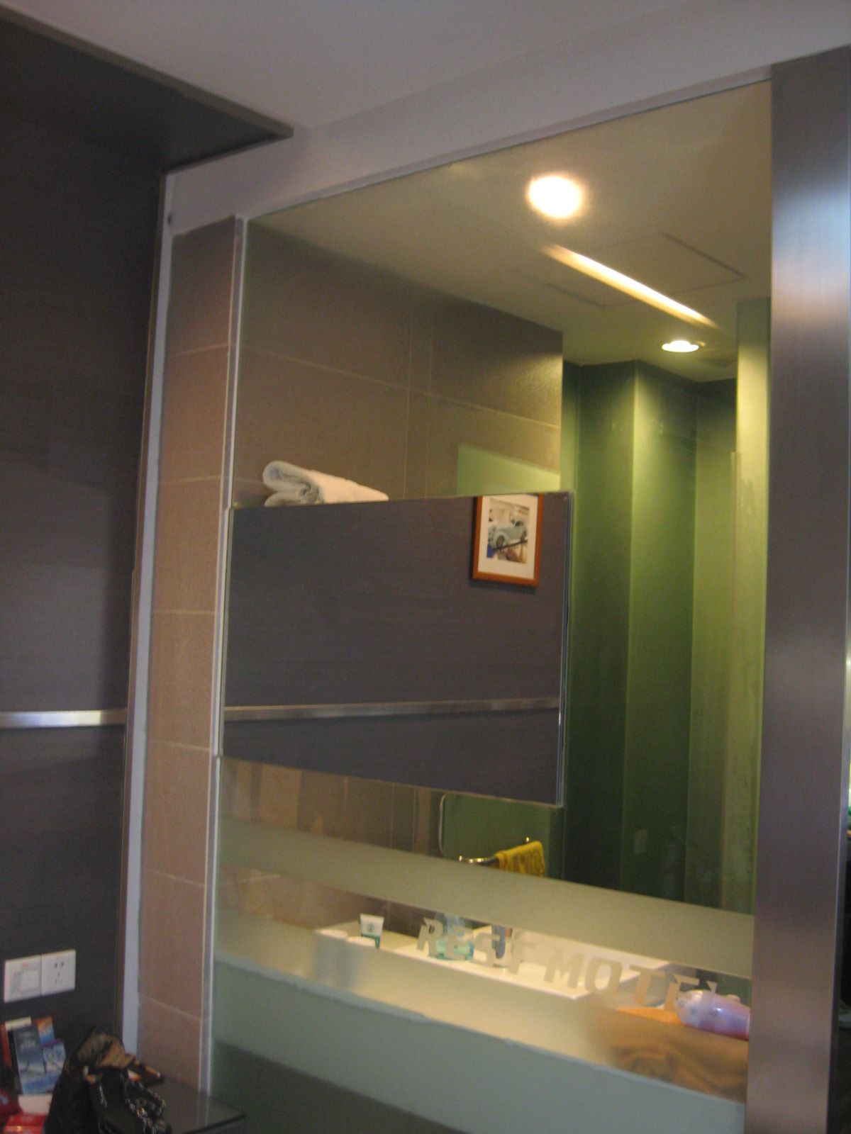 嘉兴锐思特汽车连锁旅店中山店-客卧