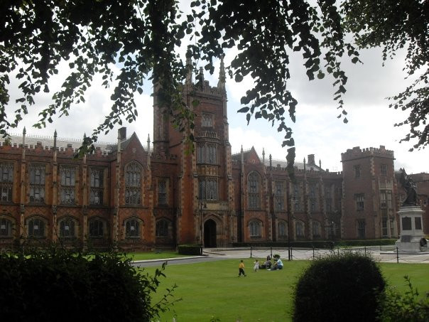 Queen's University-贝尔法斯特必去景点