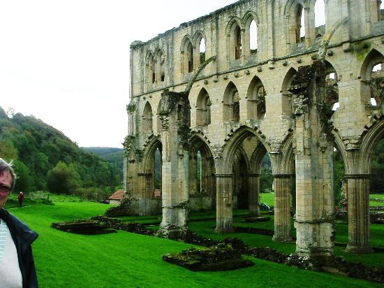 Rievaulx Abbey-赫尔姆斯利必去景点