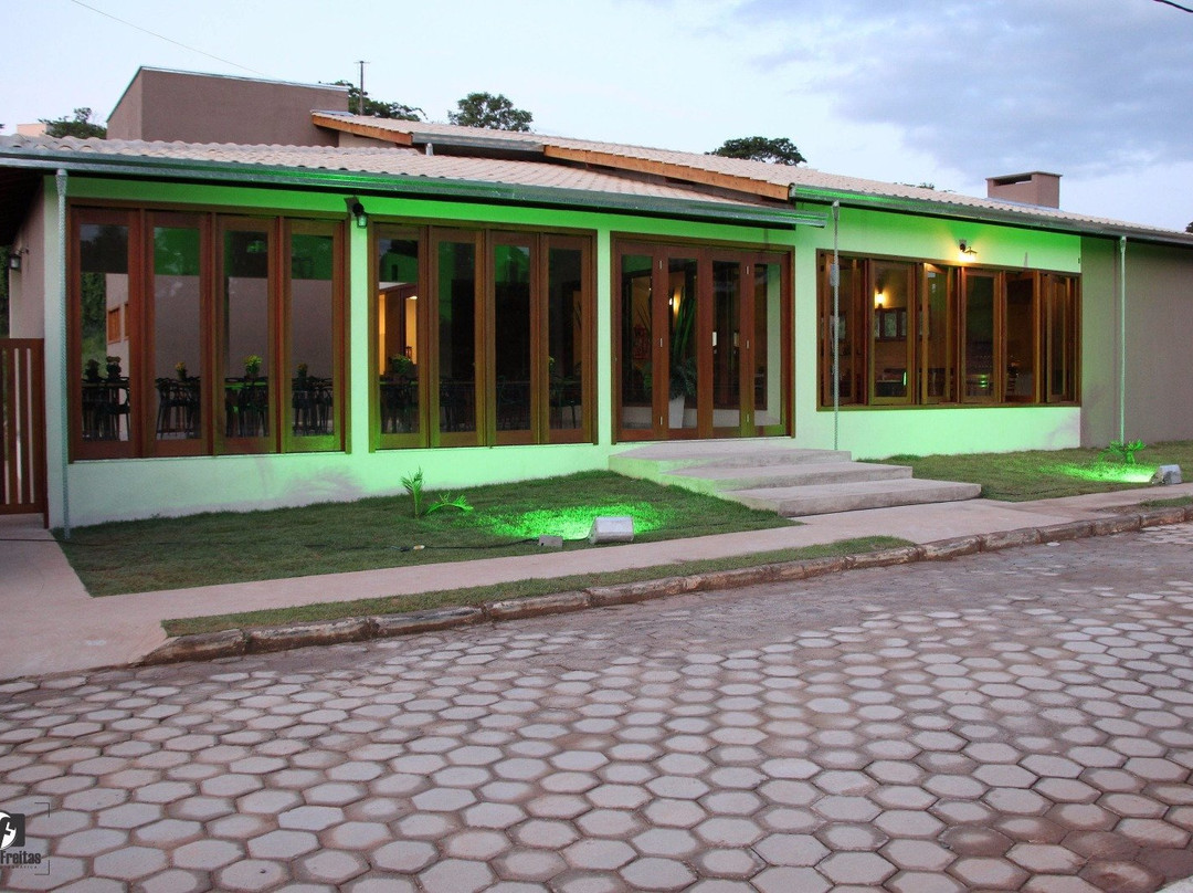 Oasis Pizzaria e Churrascaria
