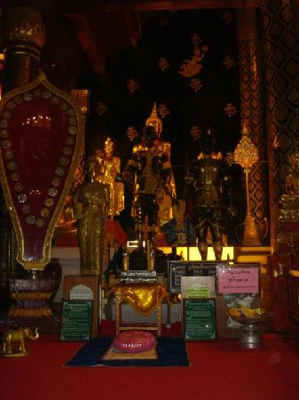 Phra Si Ratana Temple (Wat Yai)景点图片