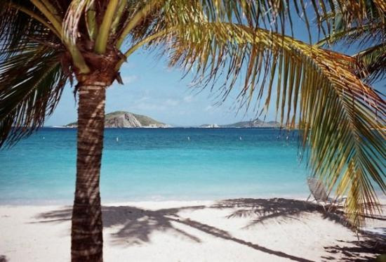 Deadman's Beach-Peter Island必去景点