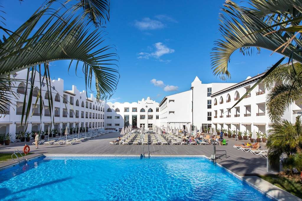 Hotel Mac Puerto Marina Benalmadena主图