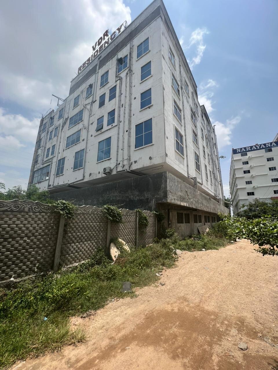 V D R Residency-官方