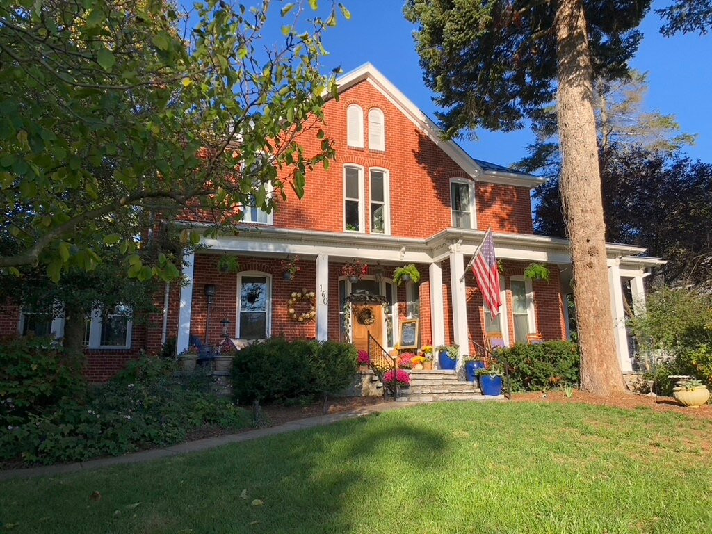 South Court Inn Bed and Breakfast主图