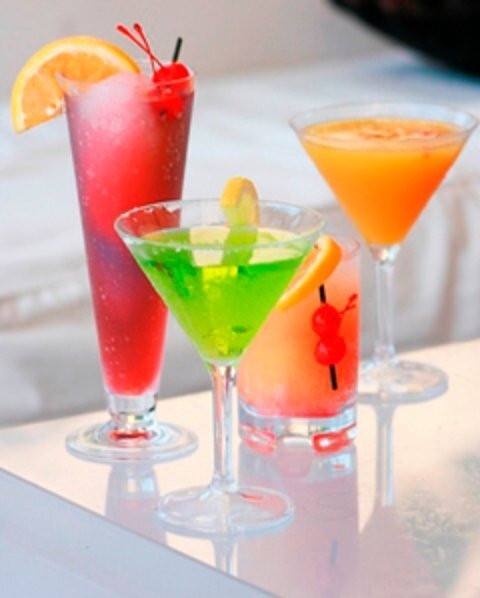 奥兰治县机场中庭酒店