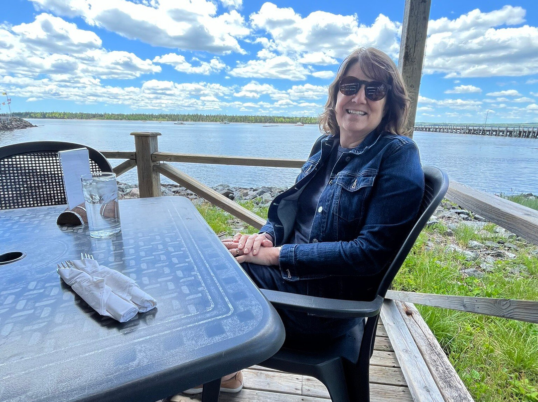 Salt Bight Restaurant And Bar