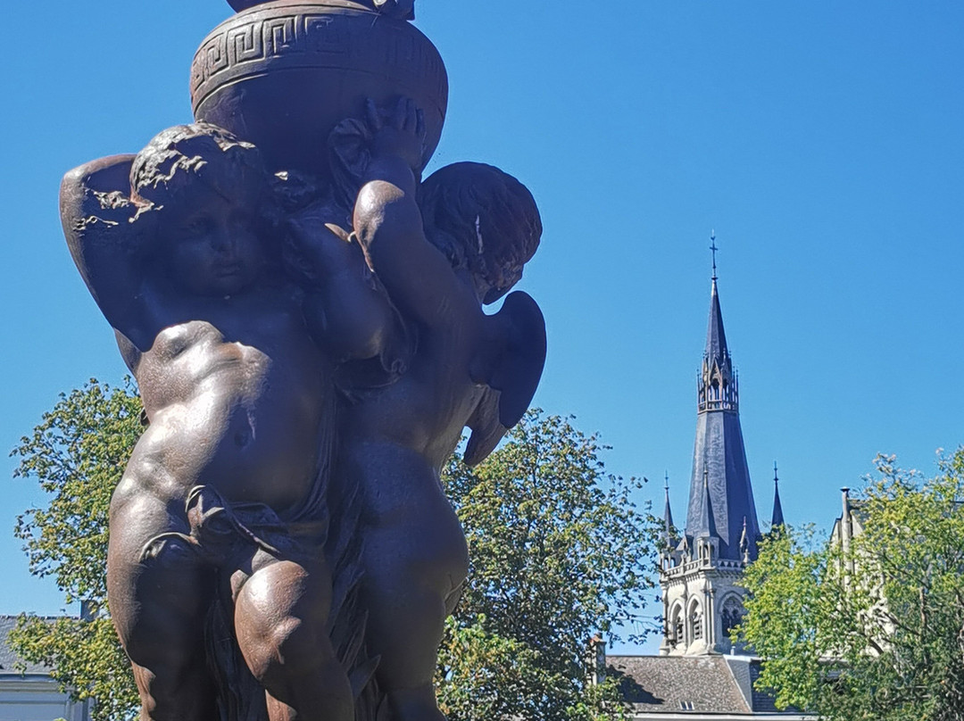 Parc de l'Hotel de Ville-埃佩尔内必去景点