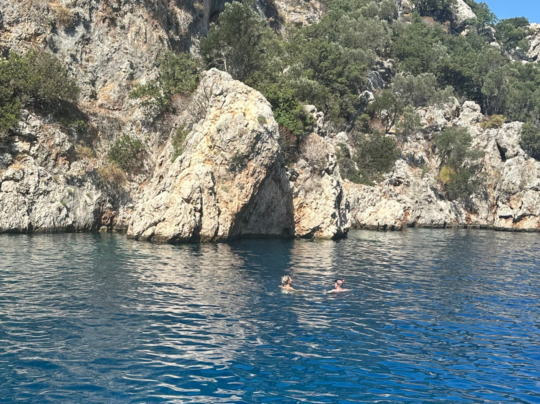 Zeus Boat - Daily Boat Trip-卡尔坎必去景点