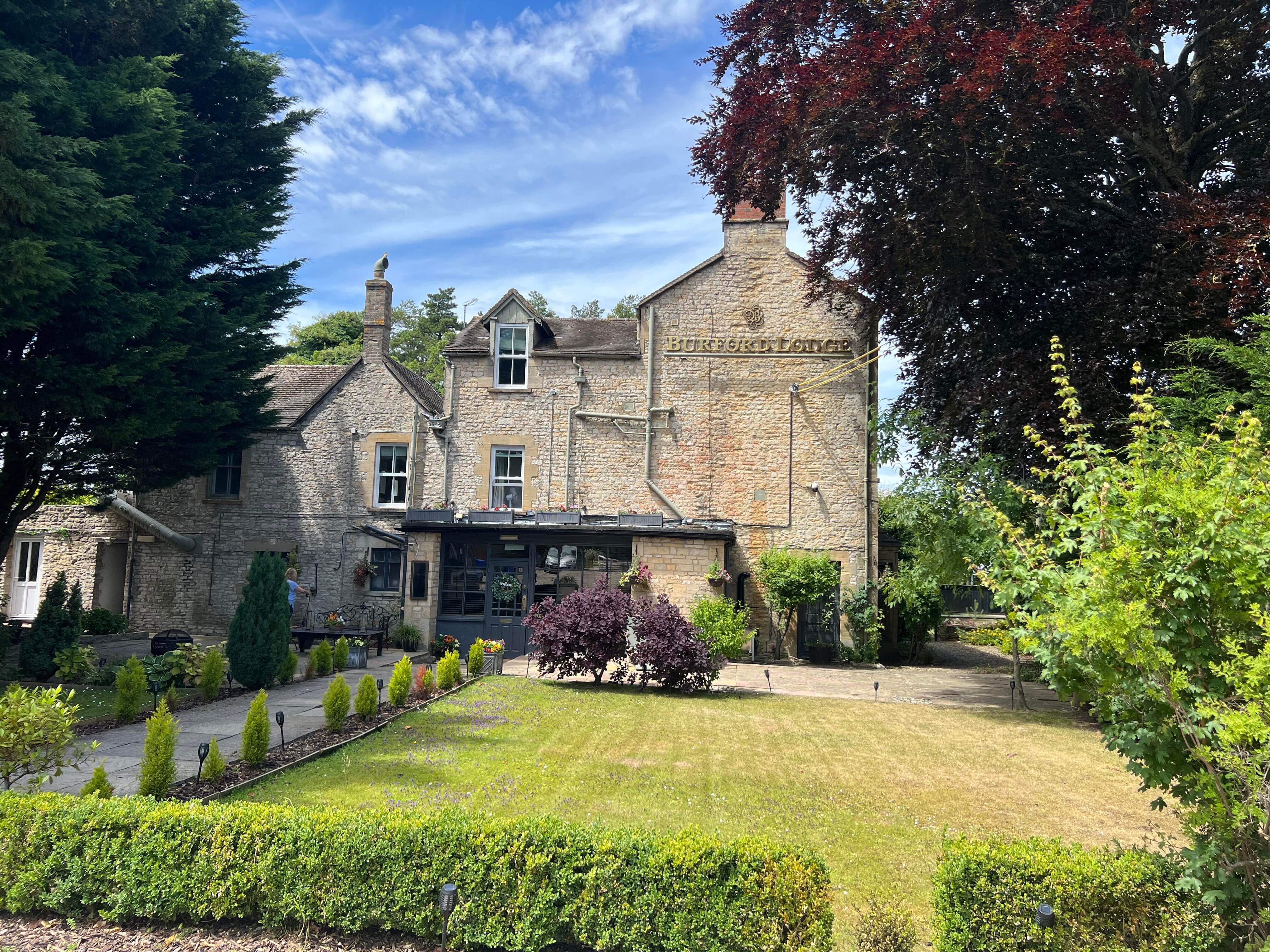 Burford Lodge-浴室