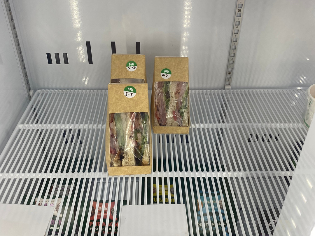 艾玛乔治度假酒店主图