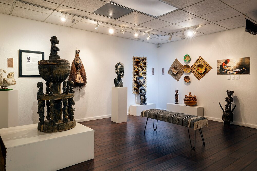 Left of Center Art Gallery-北拉斯维加斯必去景点