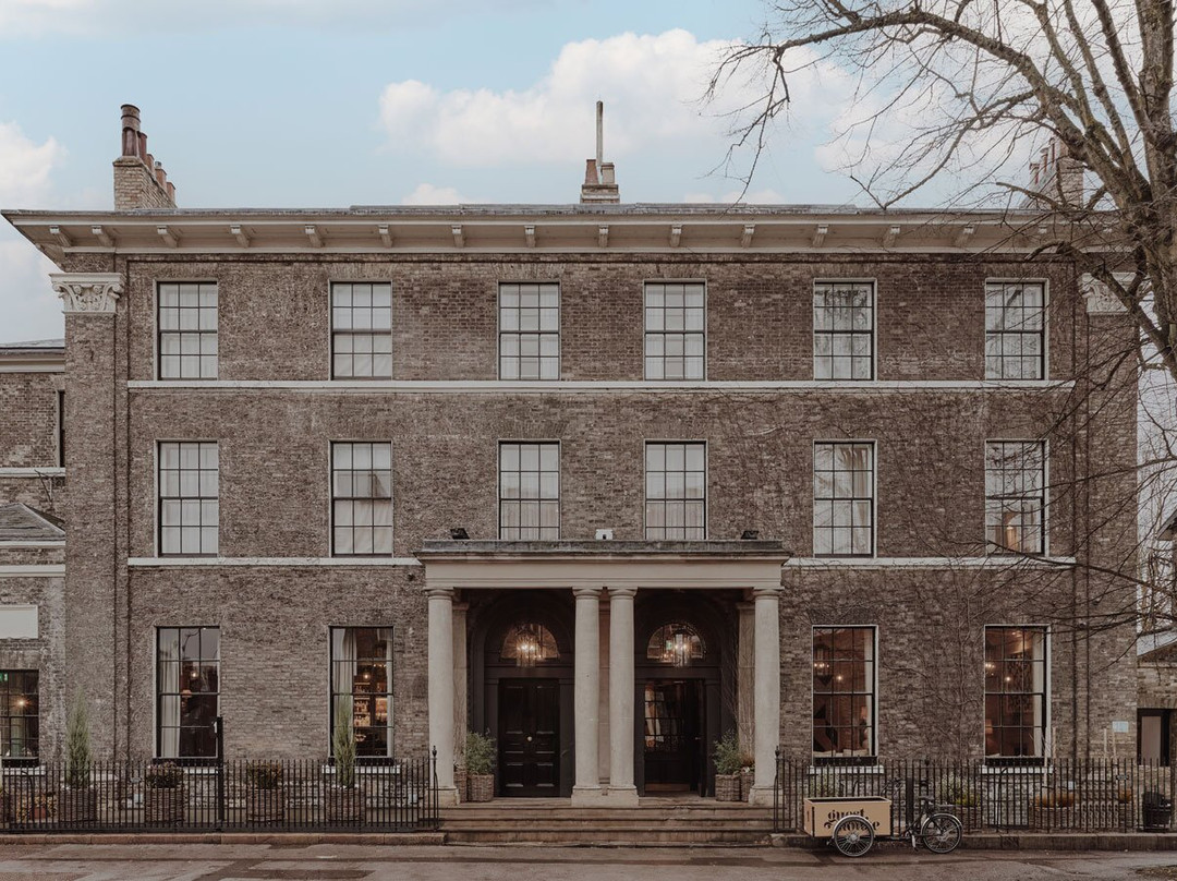 No. 1 York by GuestHouse主图