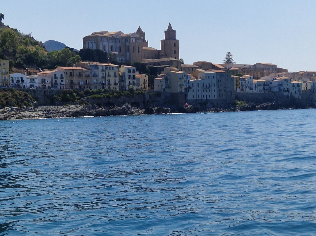 Rent Boat Cefalu Tours-切法卢必去景点