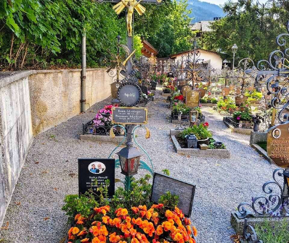 Alpbach St. Oswald Parish Church-高山溪必去景点