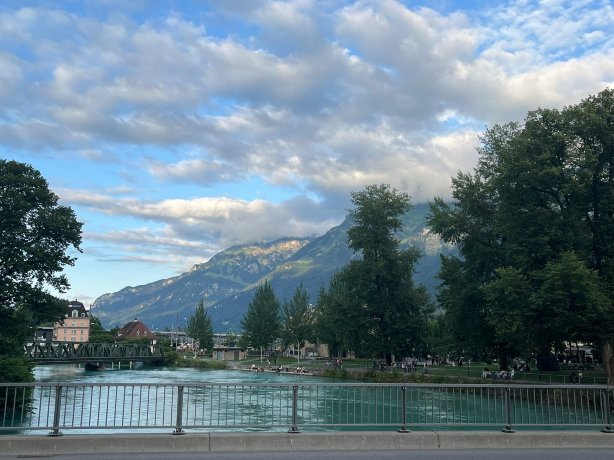 西伯格酒店-官方