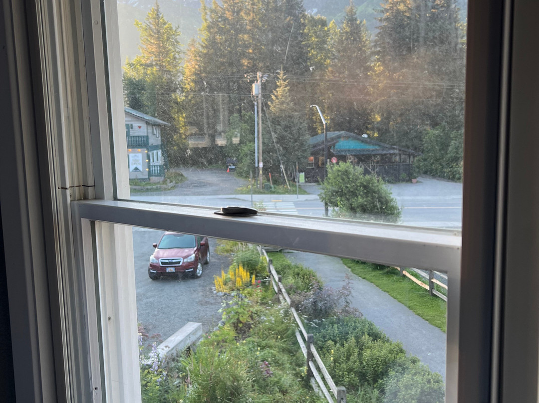 Ski Inn Anchorage主图