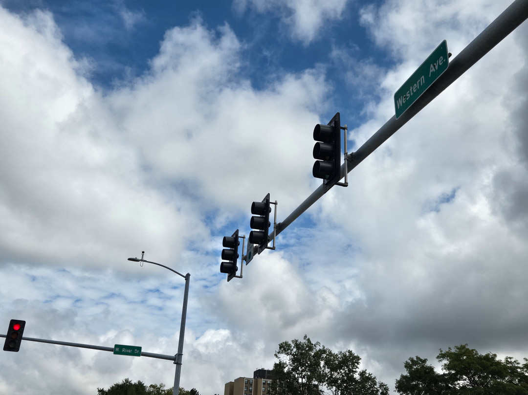 Freight House Farmers Market-达文波特必去景点
