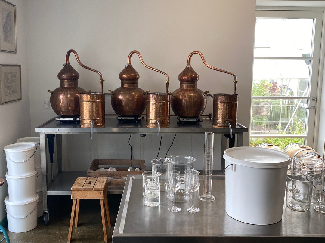 Isle of Moen Spirits景点图片