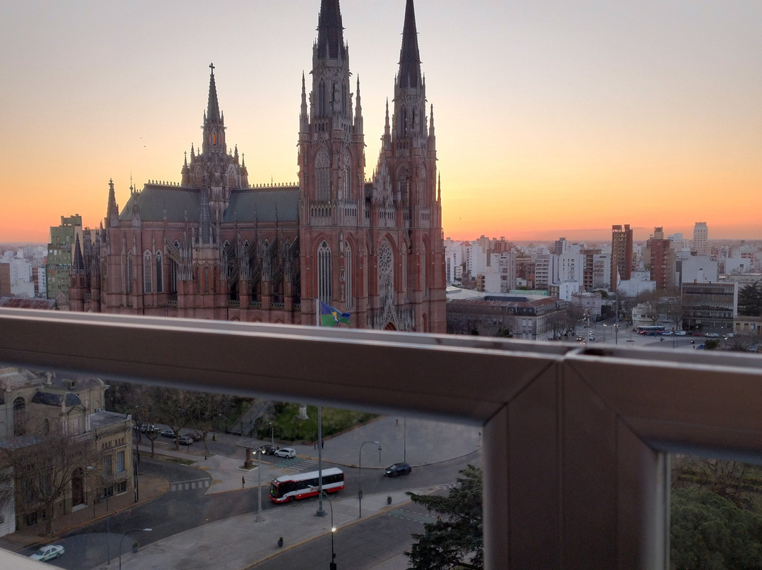 Dazzler by Wyndham La Plata主图