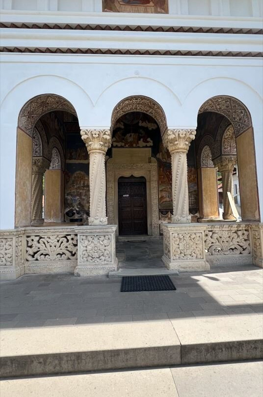 Brancoveanu Monastery景点图片
