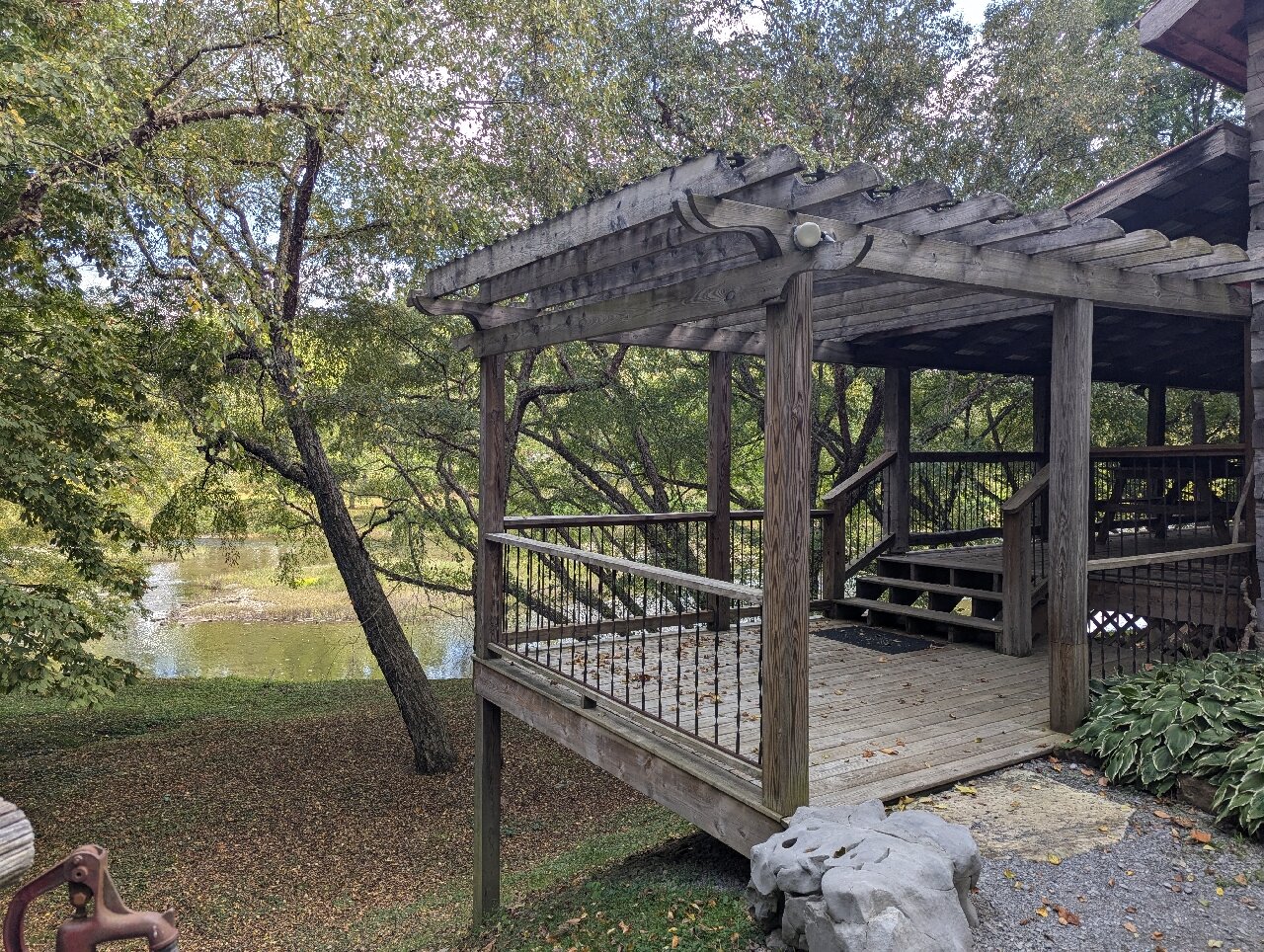 Jerico Pre-Civil War Log Cabins & Bed/Breakfast-官方