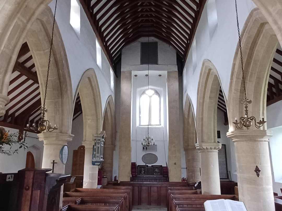 St Mary's Church-Swinbrook必去景点