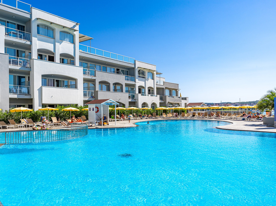 Family Resort Del Mar主图