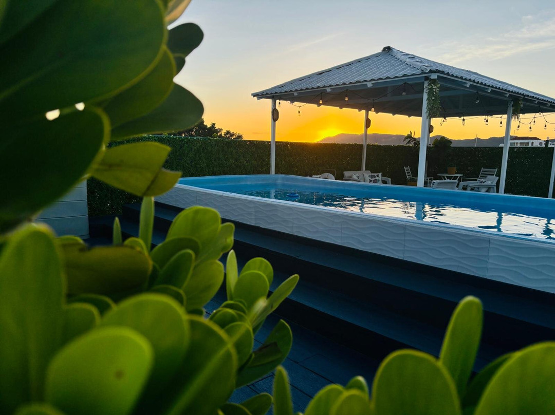 Sunset View Hotel By West Paradise