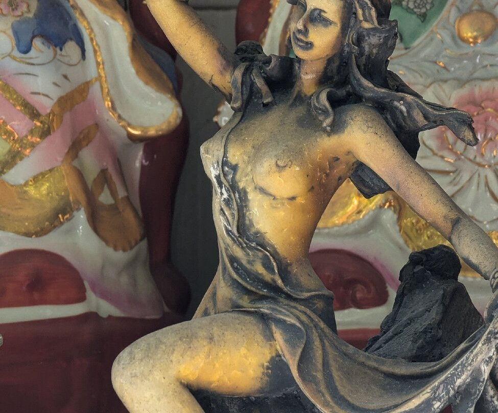 Chua Buu Dai Son-岘港必去景点