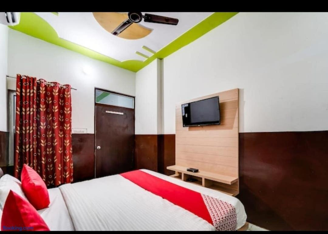 POP 82804 Hotel Shiva