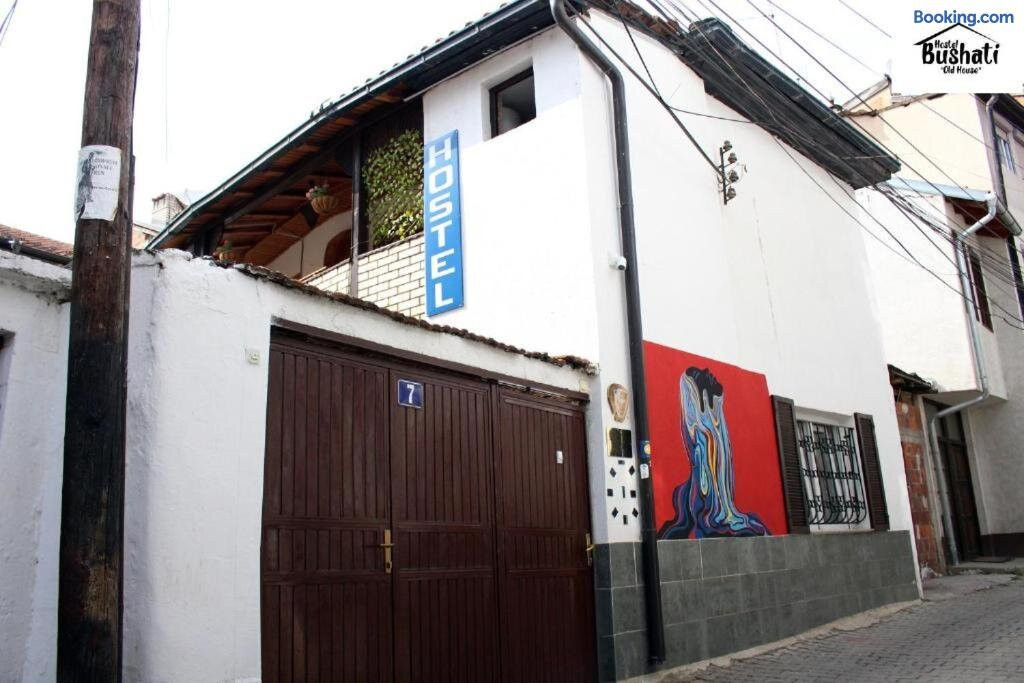 Hostel Bushati
