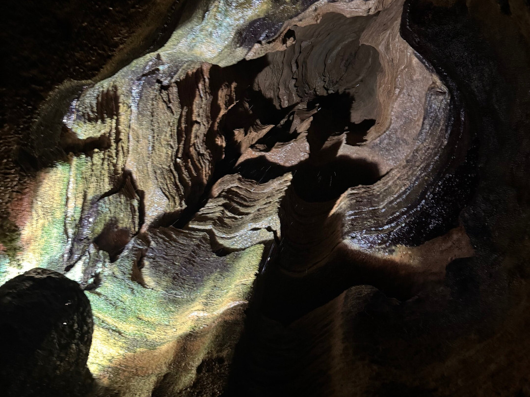 War Eagle Cavern on Beaver Lake-罗杰斯必去景点